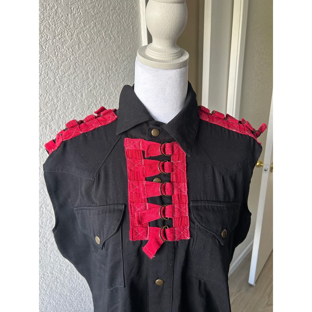 SHRINE Hollywood California Sleeveless Black Red Studded Vest Top M Goth Grudge - Picture 6 of 12